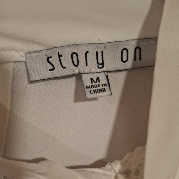 Story On Cream Long Sleeve Ruffled Peplum Blouse - Picture 3 of 8